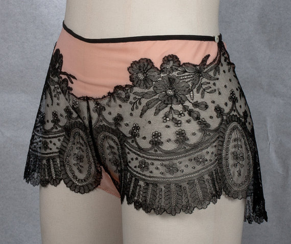 The lace placement on these tap pants gives me heart palpitations. 'Valentine' shorts by Nonos Lingerie