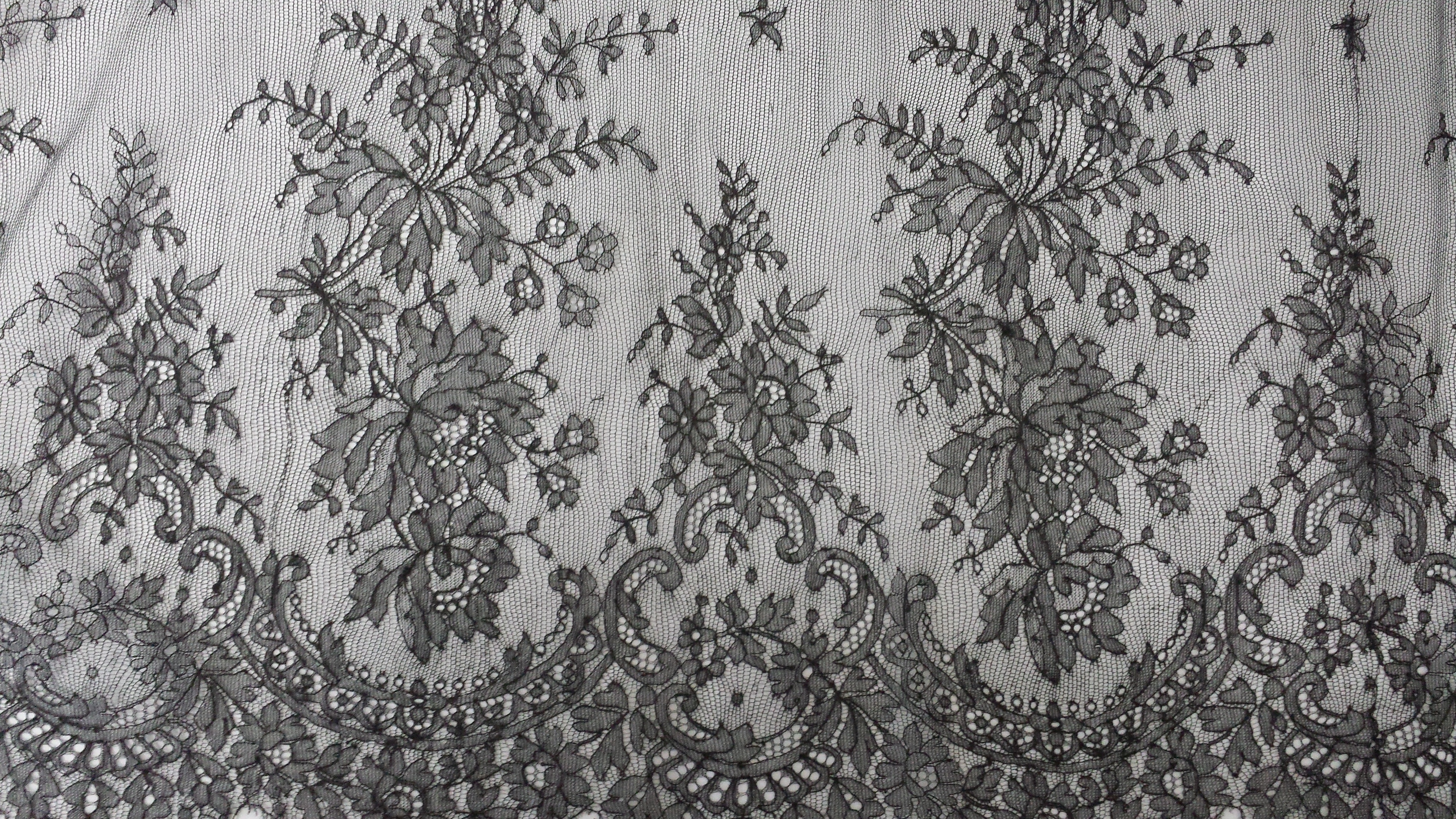 週末お値下げ　ASHFORD FINECHINA VICTORIAN LACE The Joys Of Antique Victorian Leavers Lace: Part 1 – Knickerbocker