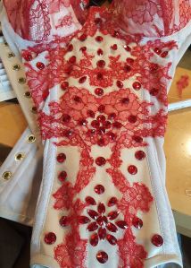 Red crystal placement 2 Photo by Karolina Laskowska