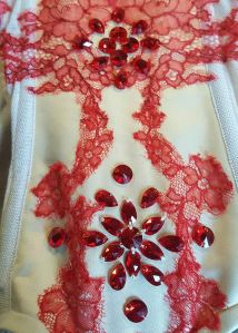 Red crystal placement 1 Photo by Karolina Laskowska